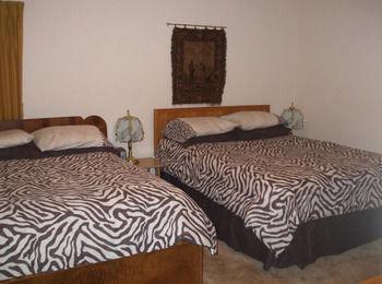 Craig House Hotel *